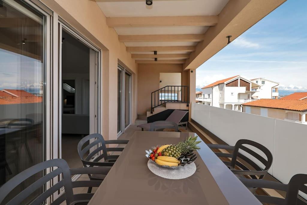 Villa Nika Nin Zimmer foto