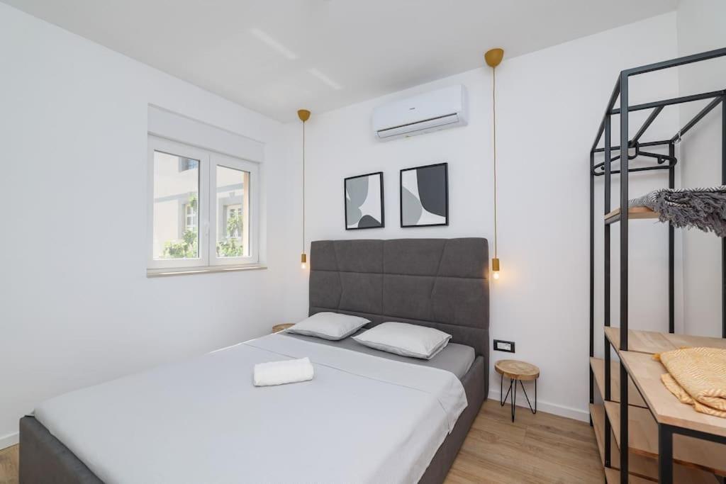 Villa Nika Nin Zimmer foto